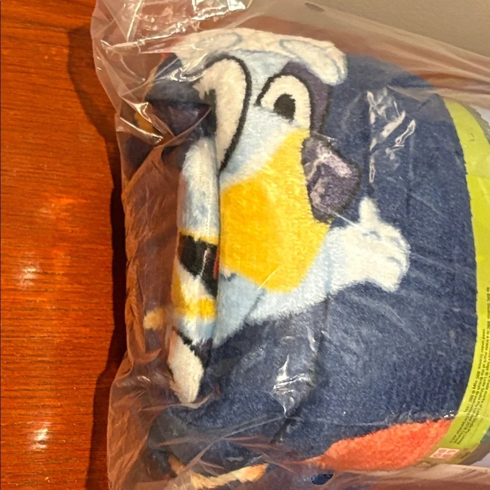 Bluey Holiday Plush Throw Blanket